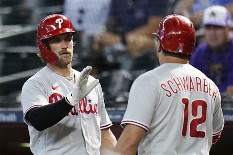 Bryce Harper’s power dip has the Phillies’ slugger off his average homer pace